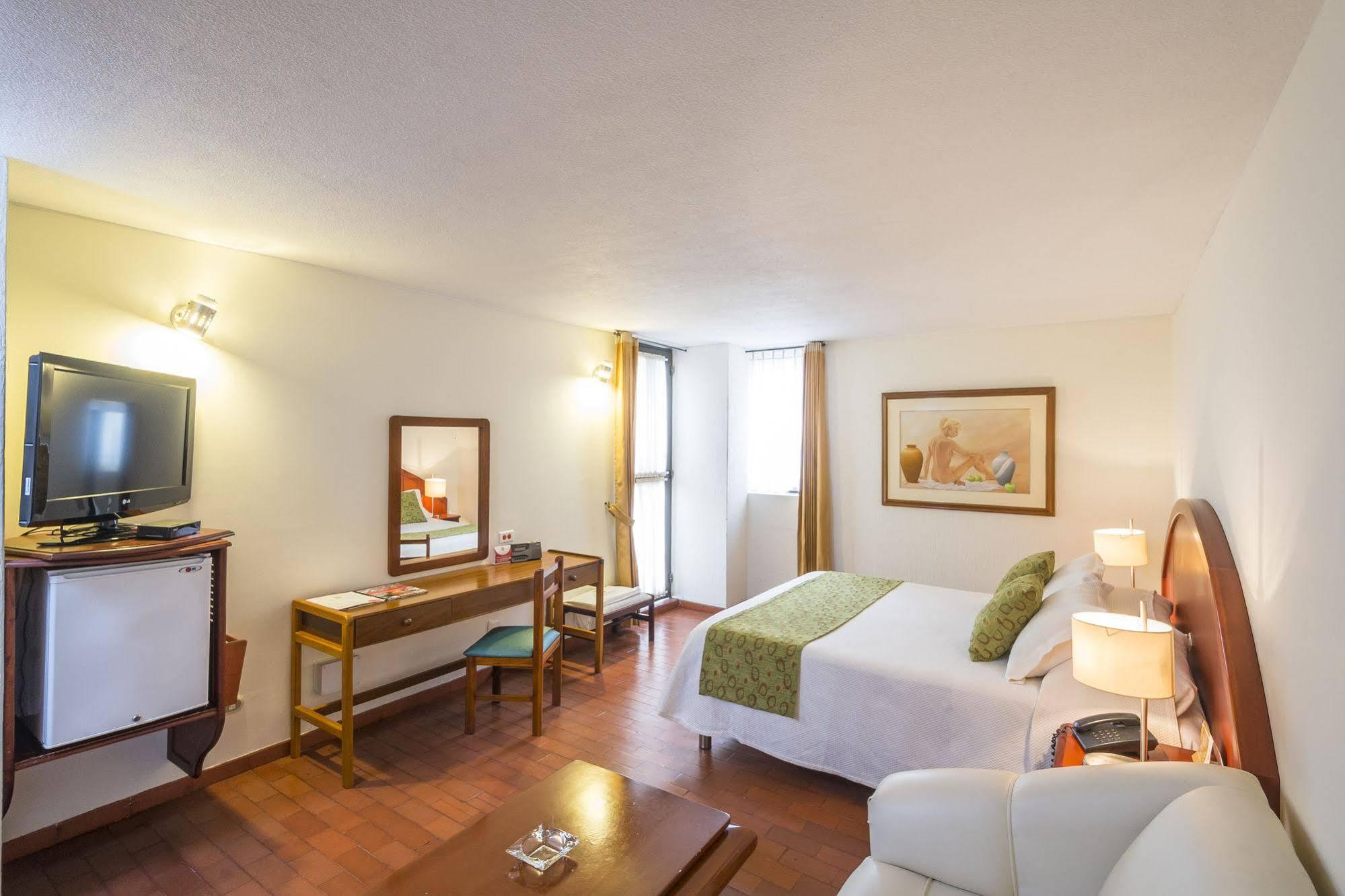 Hotel Don Lolo Villavicencio Bagian luar foto