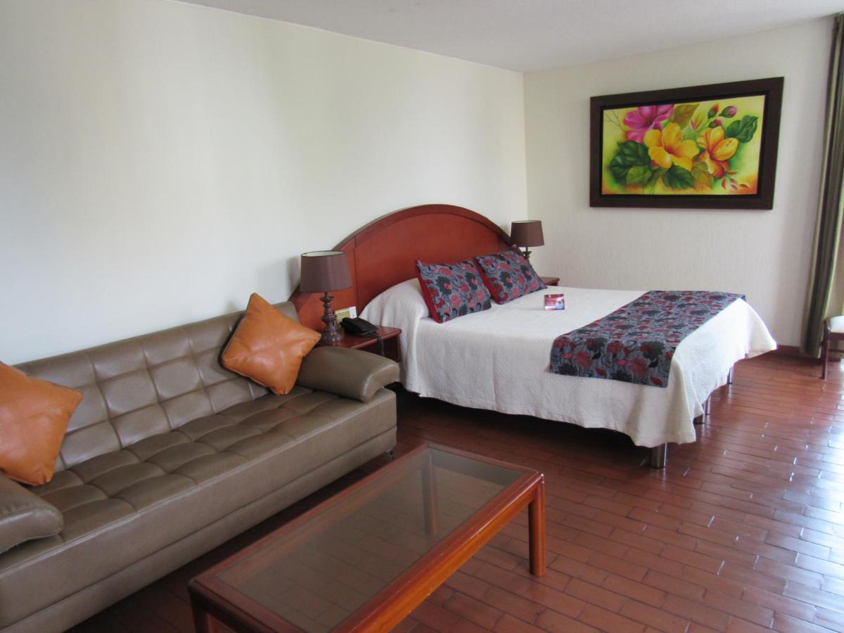 Hotel Don Lolo Villavicencio Bagian luar foto