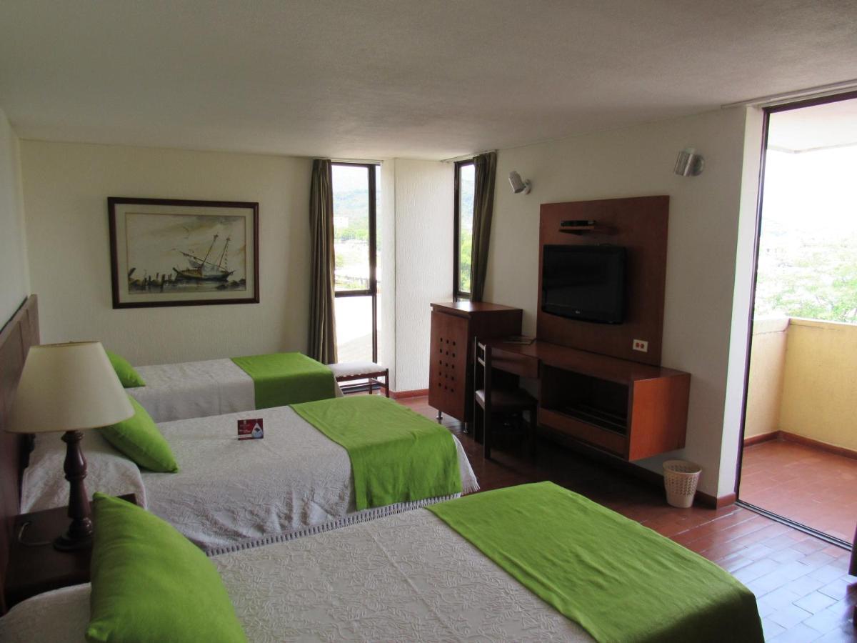 Hotel Don Lolo Villavicencio Bagian luar foto