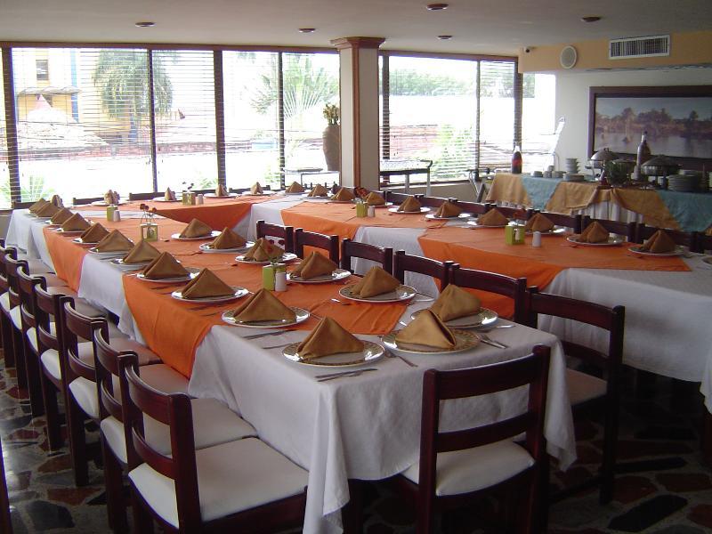 Hotel Don Lolo Villavicencio Bagian luar foto